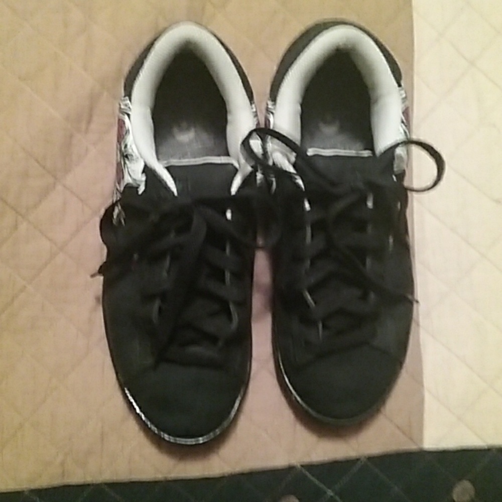 OSIRIS Plan Black W/ A Sugar Skull